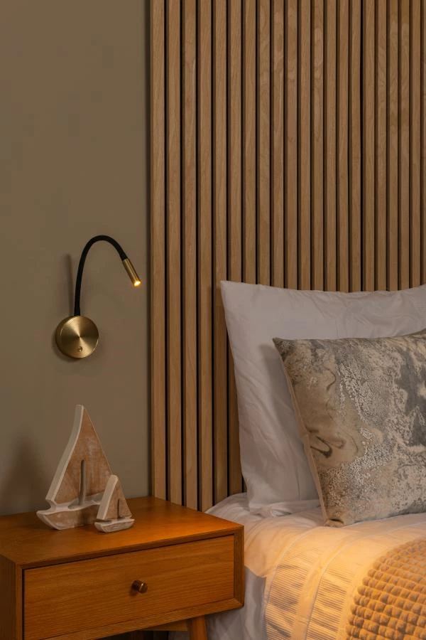 Lucide Premium ASJA - Foco de pared / Lámpara de pared Recargable - Batería/acumulador - LED 3 StepDim - 1x3W 2700K - Oro mate / Latón - ambiente 1